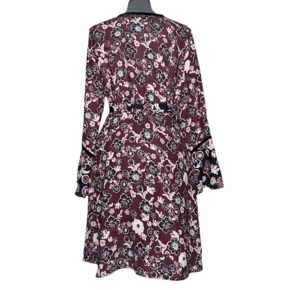 NWT Ella Moon Lena Ruffled Sleeve V- Neck Wrap Dress Women's Medium Maroon,Black - Picture 4 of 16